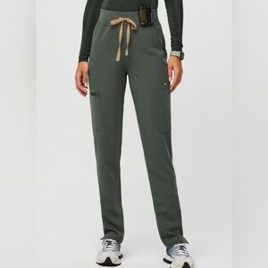 Figs Yola Moss Medium Petite High Waisted Skinny Scrub Pants Women’s